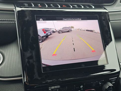 New 2025 Jeep Grand Cherokee L Altitude image 20