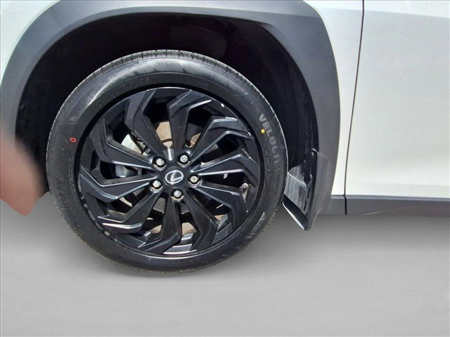 Used 2022 Lexus UX 200 w/ Accessory Package (Z2) FWD image 23