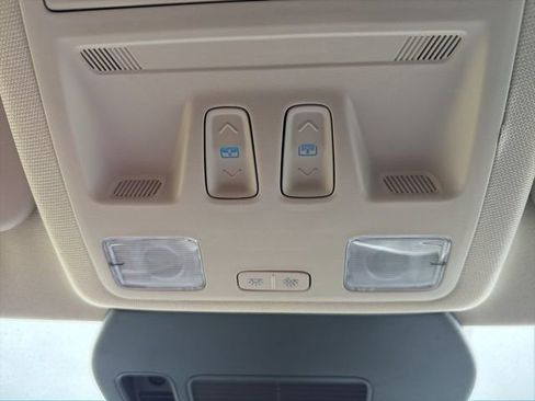 Used 2020 Ford Escape SEL image 39