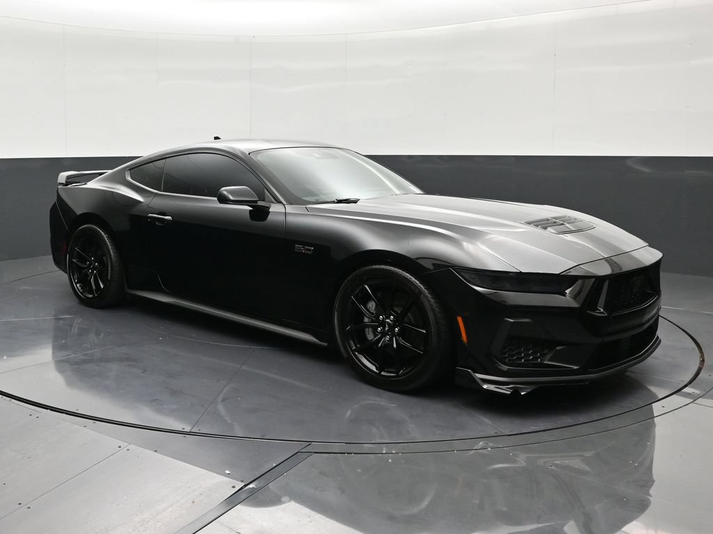 Used 2025 Ford Mustang GT w/ Mustang Nite Pony Package RWD image 7