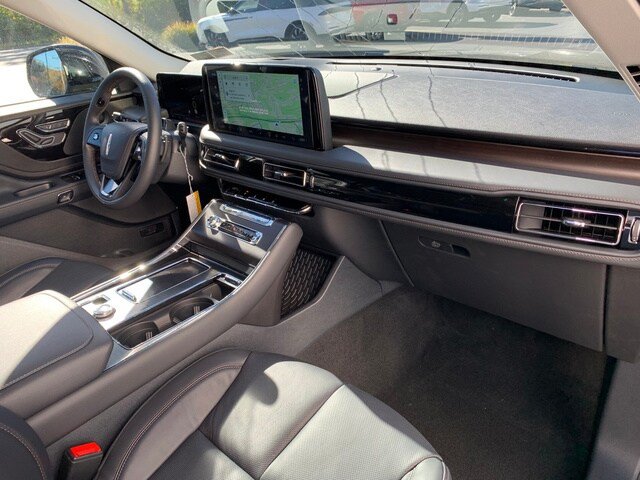 New 2027 Lincoln Aviator Reserve AWD/4WD image 12
