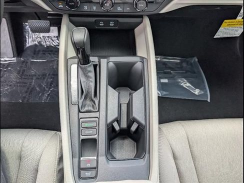 Used 2025 Honda Accord SE image 13