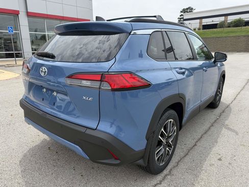 Used 2026 Toyota Corolla Cross XLE FWD image 13