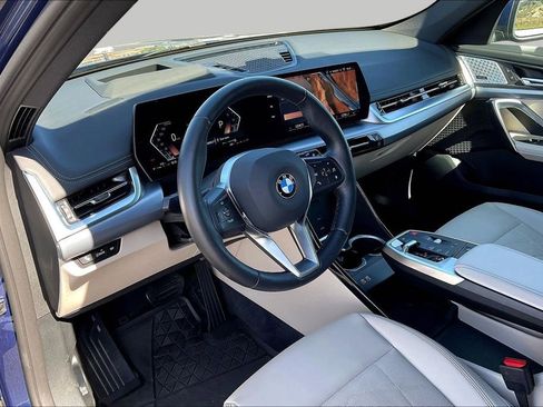 Used 2025 BMW X1 xDrive28i w/ Premium Package AWD/4WD image 17