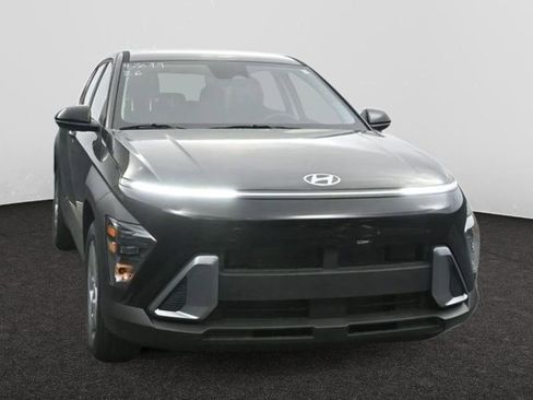 Used 2026 Hyundai Kona SE image 1
