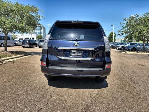 Used 2023 Lexus GX 460 Premium w/ Premium Package AWD/4WD image 7