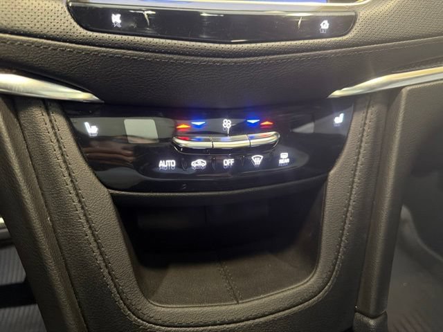 Used 2023 Cadillac XT5 Sportv w/ Technology Package AWD/4WD image 30