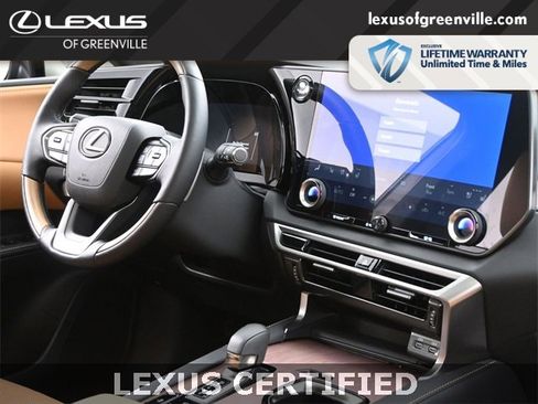 Certified 2025 Lexus RX 350 Premium w/ Accessory Package (Z1) image 32