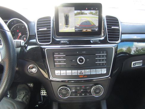 Used 2017 Mercedes-Benz GLE 43 AMG 4MATIC Coupe image 17