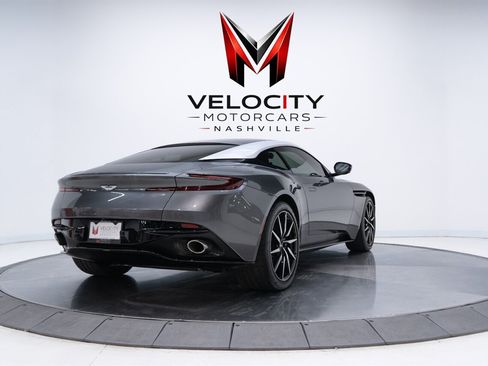 Used 2017 Aston Martin DB11 V12 RWD image 6