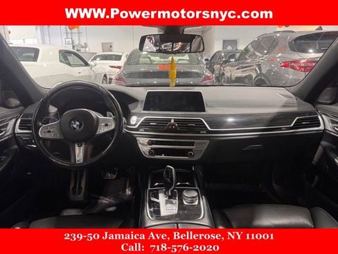 Used 2020 BMW 740i w/ M Sport Package image 15