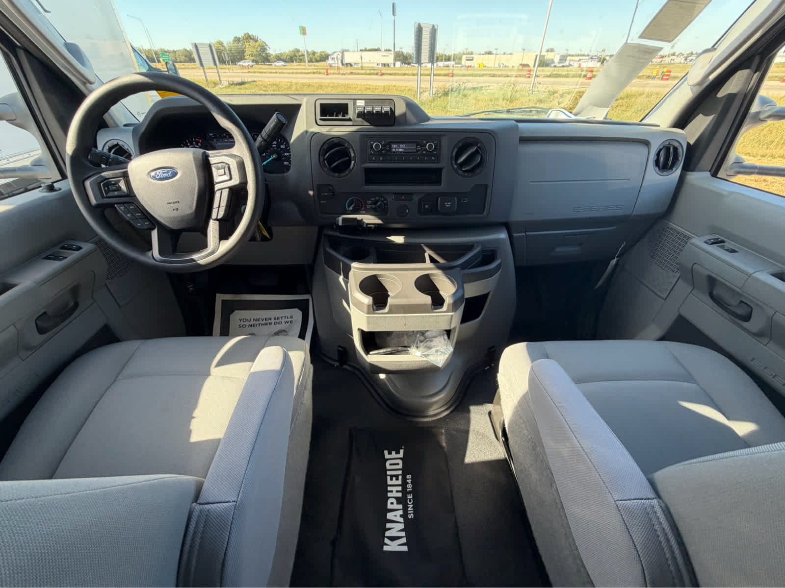 New 2027 Ford E-350 and Econoline 350 Super Duty w/ Power Equipment Group RWD image 9