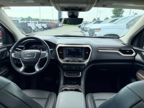 Used 2022 GMC Acadia Denali w/ Denali Ultimate Package AWD/4WD image 6
