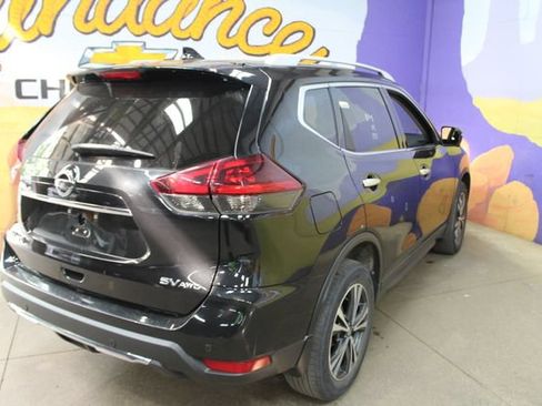 Used 2019 Nissan Rogue SV AWD/4WD image 8