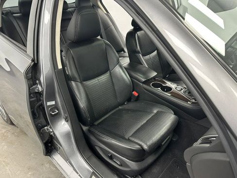 Used 2016 INFINITI Q50 Sport image 36