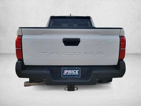 Used 2025 Toyota Tacoma SR image 6