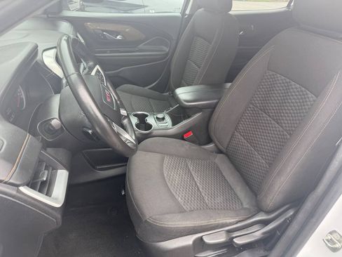 Used 2018 GMC Terrain SLE FWD image 17