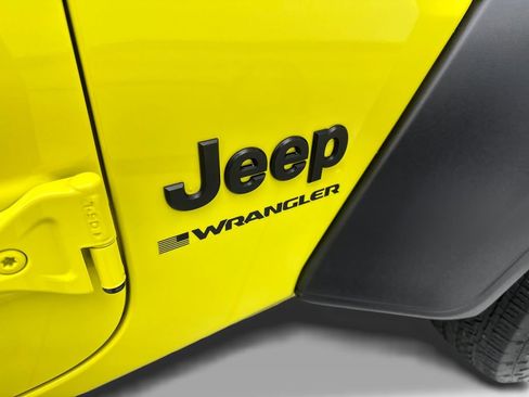 Used 2024 Jeep Wrangler Sport S image 21