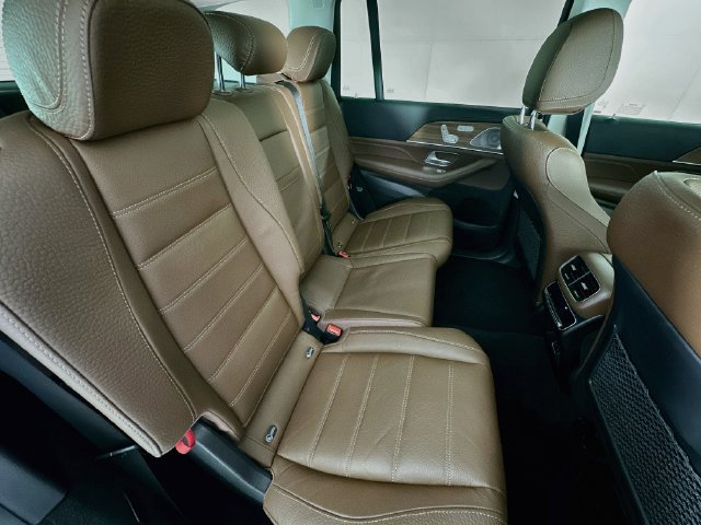 Certified 2024 Mercedes-Benz GLS 450 4MATIC image 29