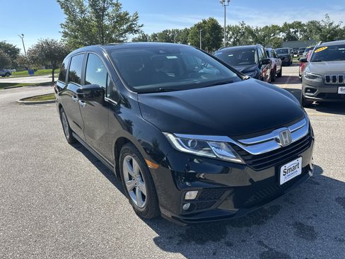 Used 2018 Honda Odyssey EX-L image 2