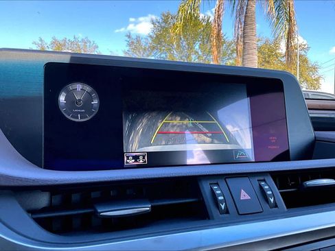 Used 2020 Lexus ES 350 w/ Premium Package image 25