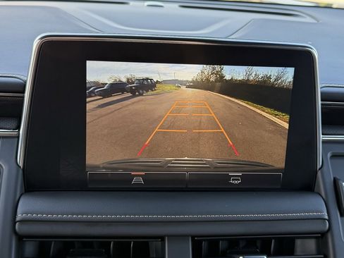 Used 2023 GMC Yukon AT4 image 28