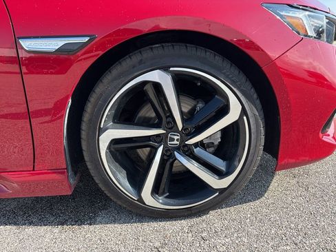 Used 2022 Honda Accord Sport image 11
