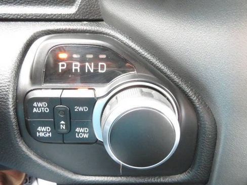 Used 2022 RAM 1500 Big Horn AWD/4WD image 22