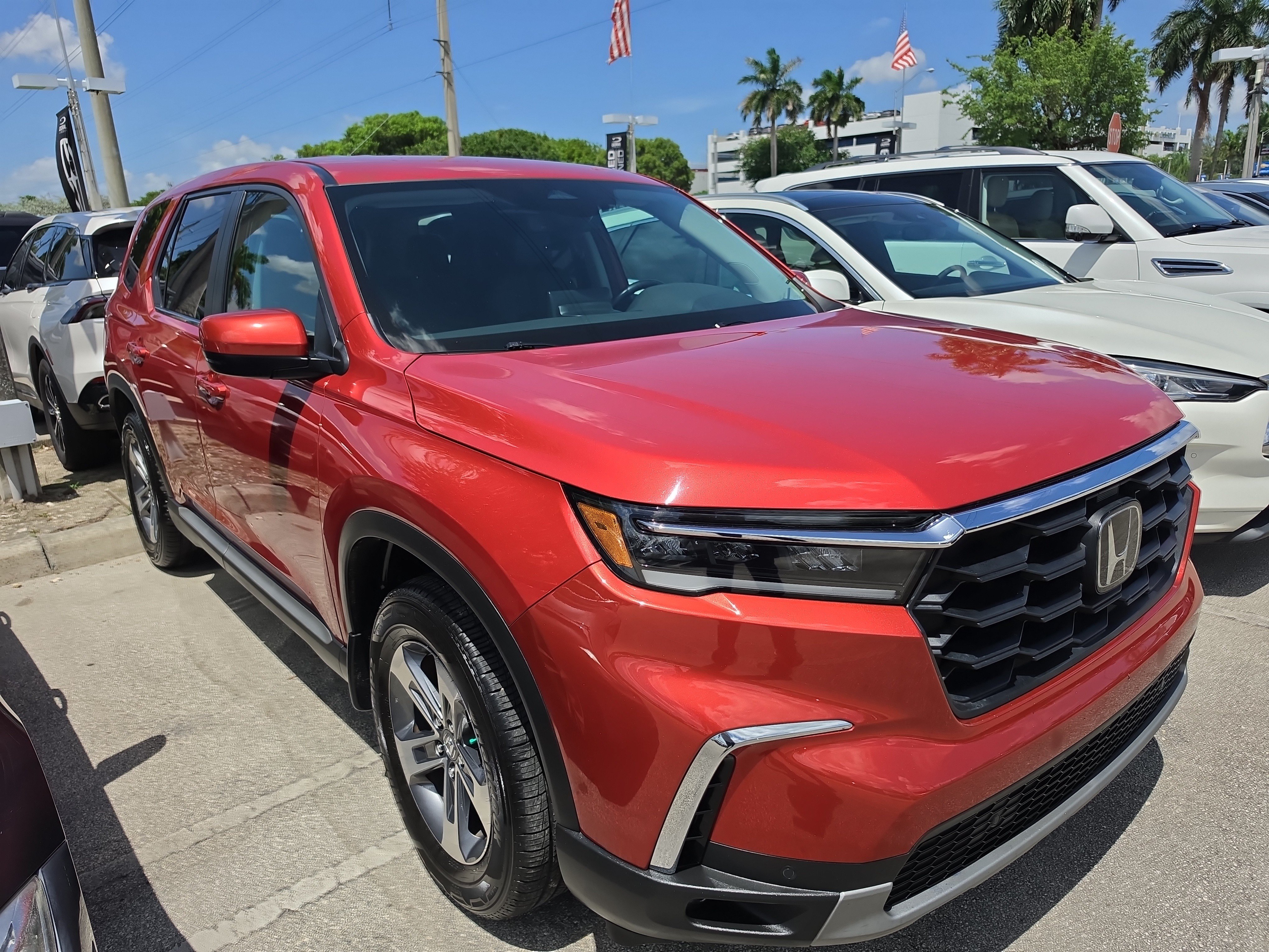 Used 2025 Honda Pilot EX-L image 13