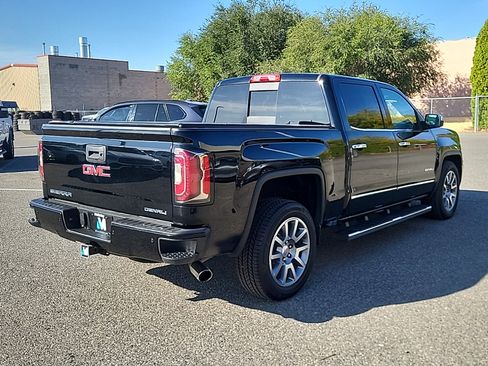 Used 2016 GMC Sierra 1500 Denali w/ Enhanced Driver Alert Package AWD/4WD image 7