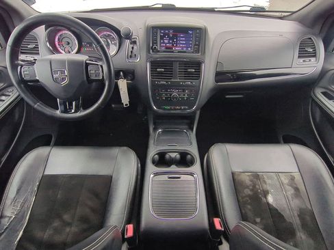 Used 2018 Dodge Grand Caravan SXT w/ Driver Convenience Group image 15