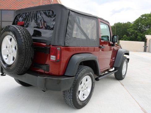 Used 2010 Jeep Wrangler Rubicon w/ PWR Convenience Group AWD/4WD image 51