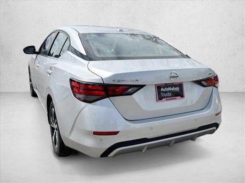 Used 2022 Nissan Sentra SV FWD image 5