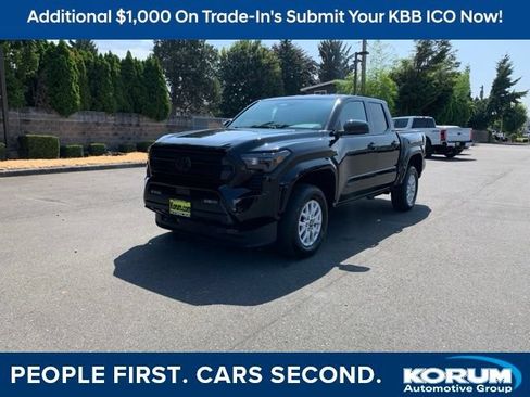 Used 2025 Toyota Tacoma SR5 AWD/4WD image 1