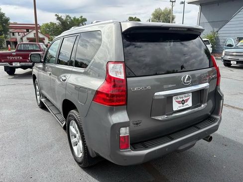 Used 2010 Lexus GX 460 w/ Comfort Plus Pkg AWD/4WD image 6
