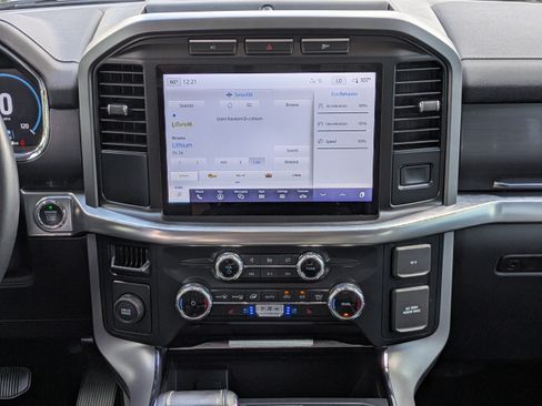 Used 2023 Ford F150 Lariat RWD image 19