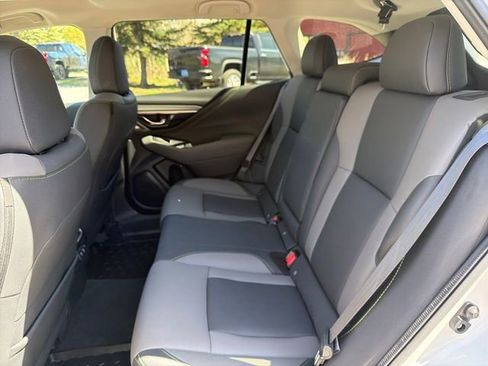 Used 2021 Subaru Outback Onyx Edition XT AWD/4WD image 30