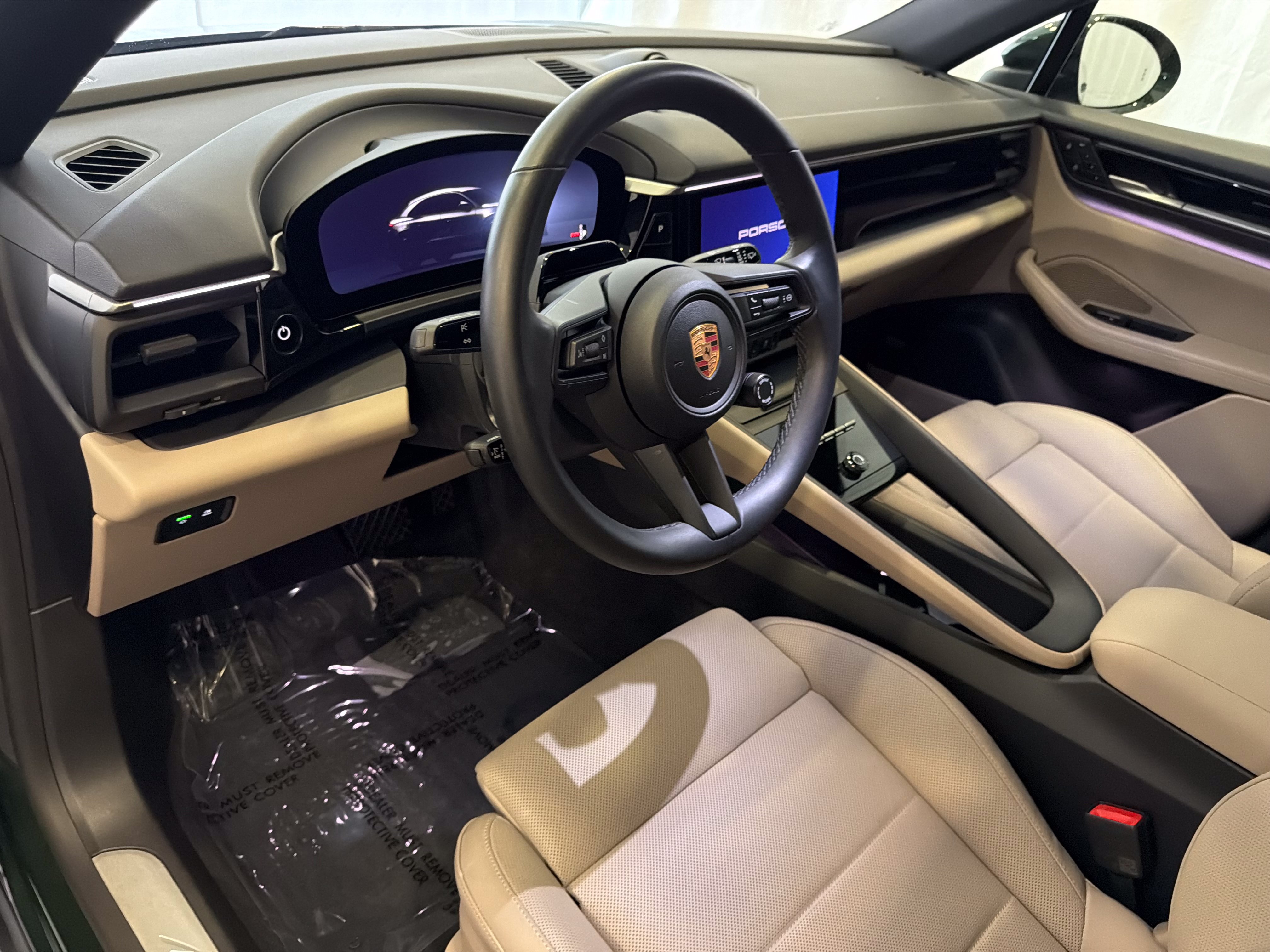Certified 2026 Porsche Macan 4 Electric AWD/4WD image 4