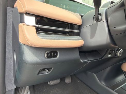 New 2026 Lincoln Navigator L Black Label AWD/4WD image 33