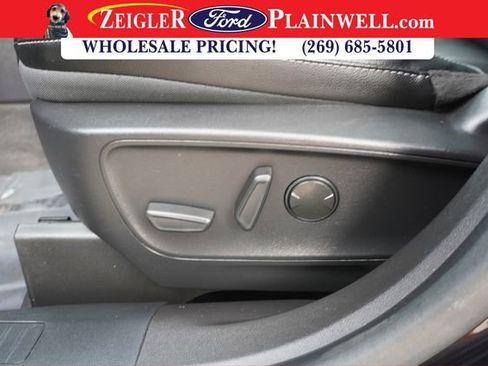Used 2022 Ford Escape SEL w/ Equipment Group 302A image 19