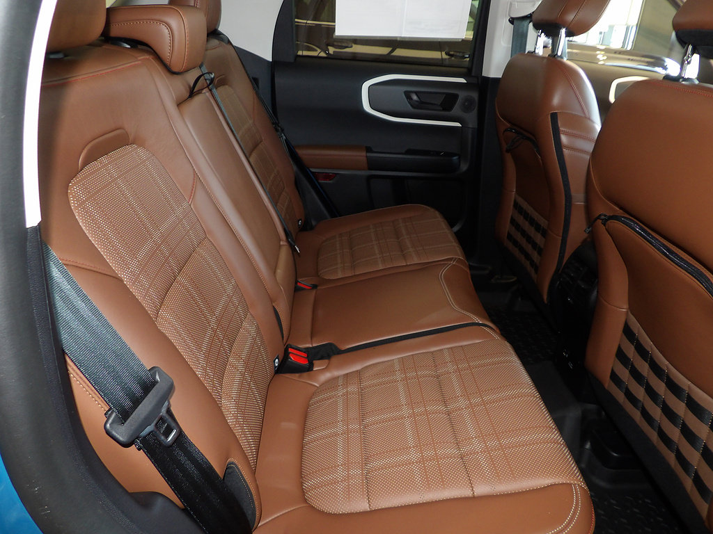 Used 2023 Ford Bronco Sport Heritage Limited AWD/4WD image 18