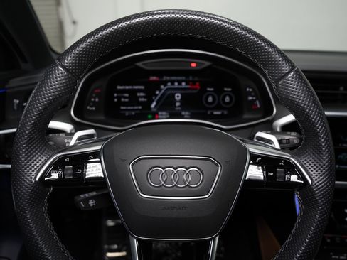 Used 2022 Audi RS 6 w/ Executive Package AWD/4WD image 46