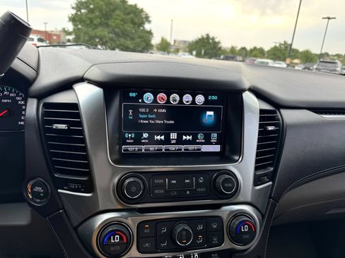 Used 2016 Chevrolet Suburban LTZ AWD/4WD image 29