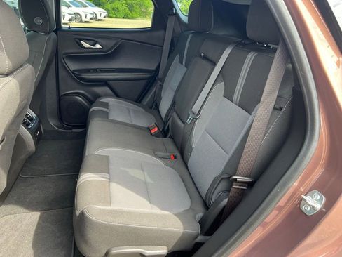 Used 2024 Chevrolet Blazer LT w/ Convenience Package FWD image 17