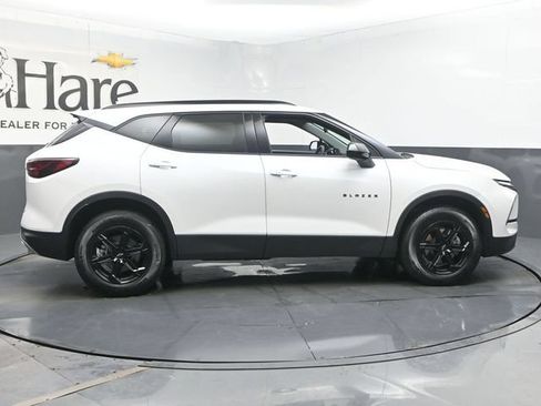 Used 2024 Chevrolet Blazer LT w/ Convenience Package FWD image 37