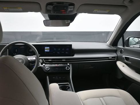 Used 2025 Hyundai Sonata SEL FWD image 24