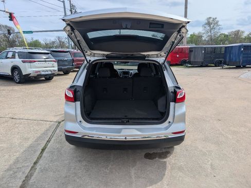 Used 2021 Chevrolet Equinox LT FWD image 13
