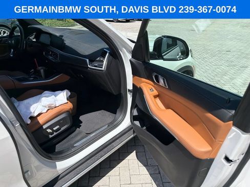 Used 2023 BMW X5 xDrive40i w/ Premium Package AWD/4WD image 22