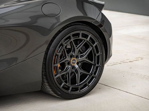 Used 2019 McLaren 720S Performance image 7
