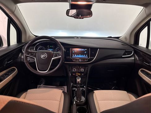 Used 2018 Buick Encore Sport Touring image 26